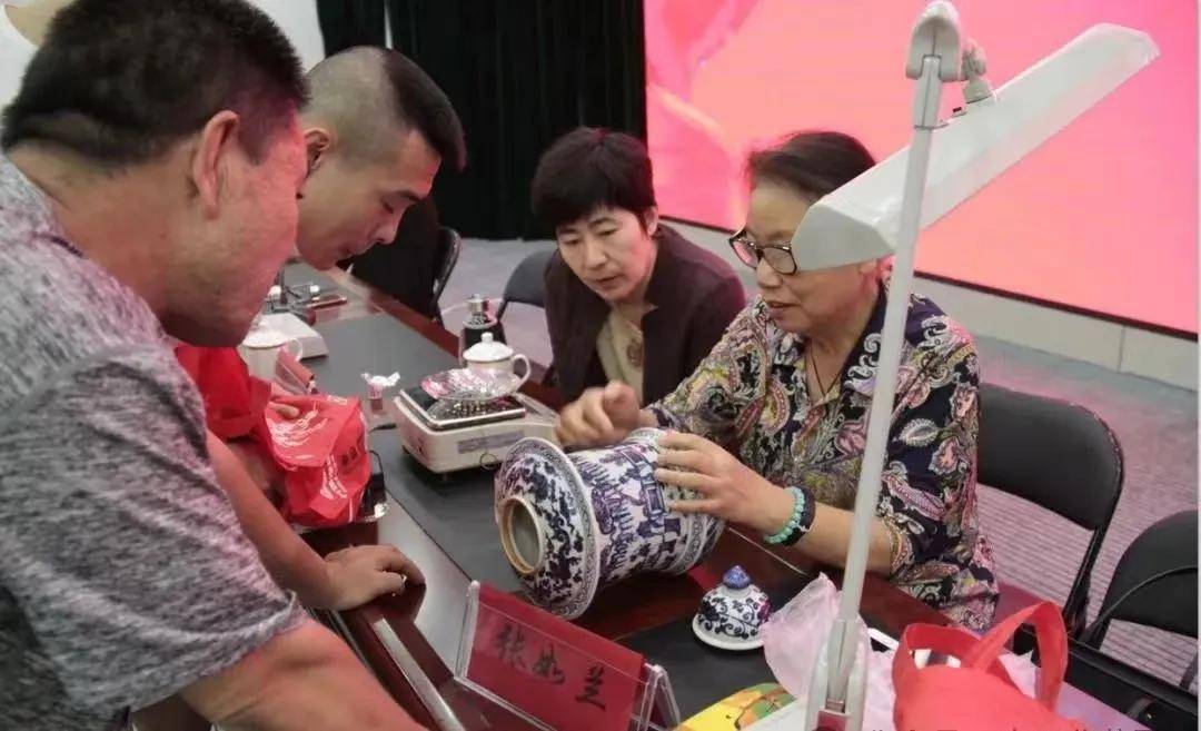 国务院最新政策:激发艺术品活力,推动艺术品市场健康发展(图2) 国务院最新政策:激发艺术品活力,推动艺术品市场健康发展(图2)