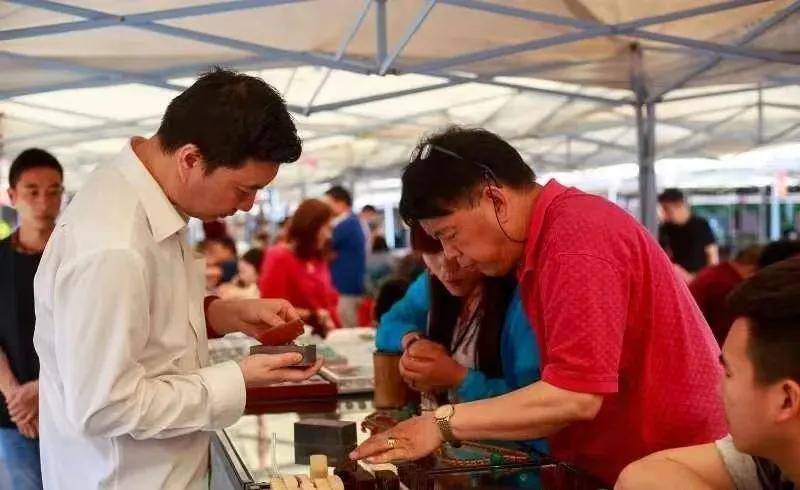 国务院最新政策:激发艺术品活力,推动艺术品市场健康发展(图4) 国务院最新政策:激发艺术品活力,推动艺术品市场健康发展(图4)