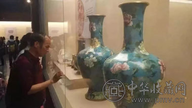 image.png 藏家消费习惯正在改变,未来古玩行业将向这个方向发展!(图1)
