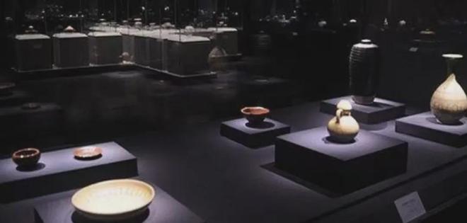 中国艺术品市场迎黄金时代,成交重心东移,未来预期超股票房地产(图3) 中国艺术品市场迎黄金时代,成交重心东移,未来预期超股票房地产(图3)