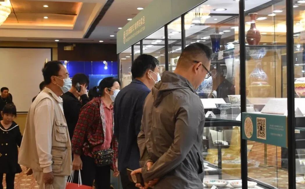 艺术品是财产,也是文化传承,已成为全球富人投资必选(图2) 艺术品是财产,也是文化传承,已成为全球富人投资必选(图2)