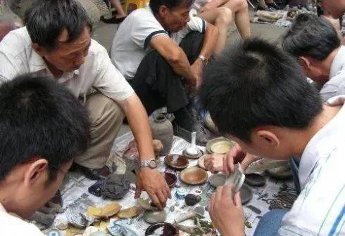 重磅!古玩界最新政策来啦,马上发生的15个大变化! (图2) 重磅!古玩界最新政策来啦,马上发生的15个大变化! (图2)