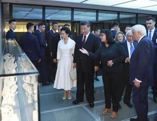 习近平:“自己的宝贝还得自己识宝”(图18) 习近平:“自己的宝贝还得自己识宝”(图18)