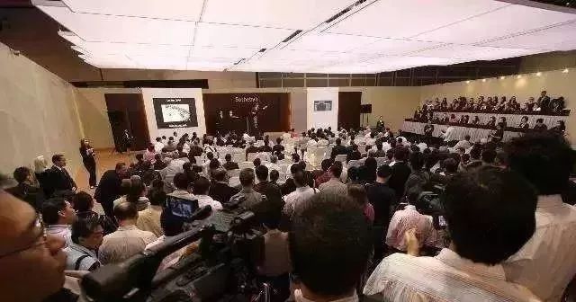 央视直接告诉你:艺术品收藏前景看好 你还犹豫什么(图2) 央视直接告诉你:艺术品收藏前景看好 你还犹豫什么(图2)