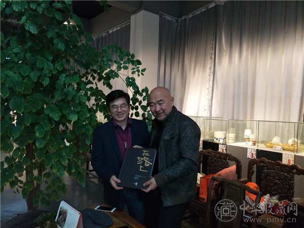 与葛军紫砂工艺美术大师进行了文化交流.png 国家专业人才职业技能认证颁发证书仪式----暨研修班优秀论文交流座谈会(图14)