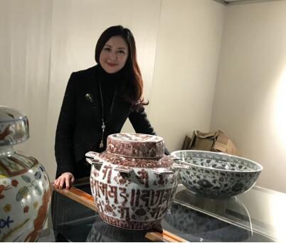 南方培训基地优秀学员颁奖仪式在南方文交所举行并取得圆满成功(图5) 南方培训基地优秀学员颁奖仪式在南方文交所举行并取得圆满成功(图5)